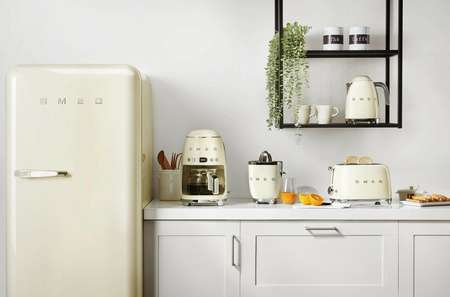 Ekspres przelewowy, kremowy DCF02CREU - Smeg