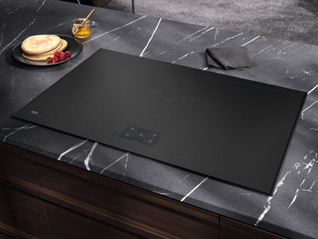 Płyta indukcyjna AEG 8000 Sense Boil+Fry SLIM-FIT 80cm NIH85M30AB