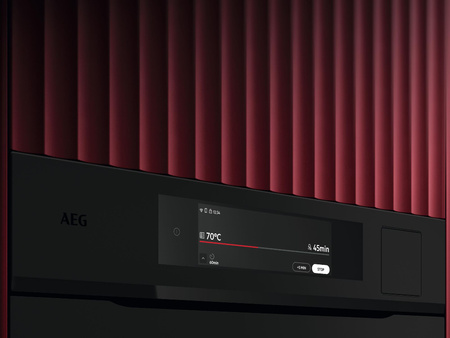 Piekarnik parowy AEG ProAssist 9000 SteamPro para NKP9S821T