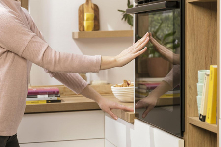 Piekarnik do zabudowy GORENJE G600 System Multi z dodatkiem pary BPSA6747A08BG