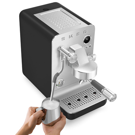Ekspres do kawy, kolbowy EMC02BLMEU - Smeg