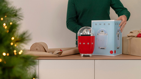 Wyciskarka do cytrusów, czerwony CJF11RDEU - Smeg