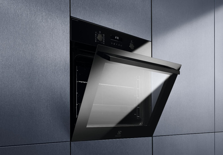 Piekarnik parowy SteamBake ELECTROLUX 600 kataliza EOD6F77WZ