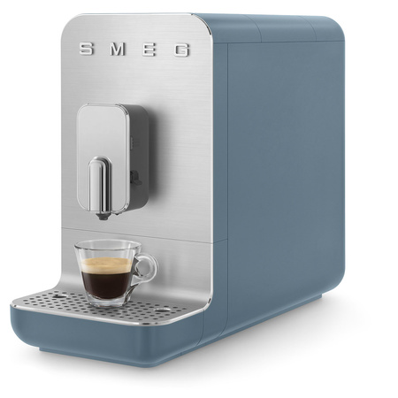 Automatyczny ekspres do kawy BCC13SBMEU - SMEG