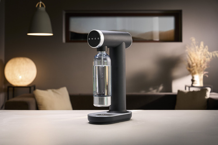 SMEG – czarny saturator do gazowania wody SKC01BLM