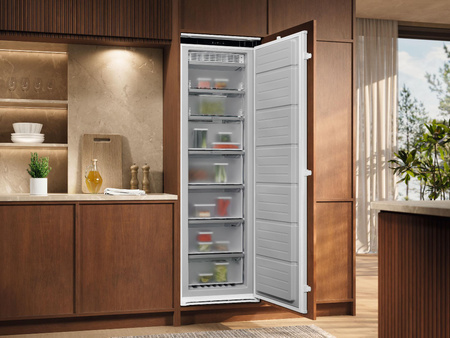 Zamrażarka szafkowa do zabudowy ELECTROLUX 700 KUN7NE18S