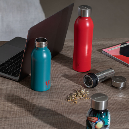 Bugatti BBOT Termos czerwony 500 ml BBT-3U500IS