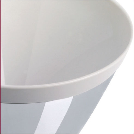 Bugatti UMA waga kuchenna biała 56-UMAC1