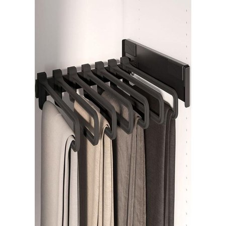 Wysuwany wieszak na spodnie do szafy czarny CONERO Basic