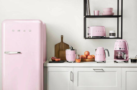 Ekspres przelewowy, pastelowy róż DCF02PKEU - Smeg