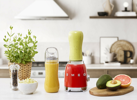 Blender mini, czerwony PBF01RDEU - Smeg