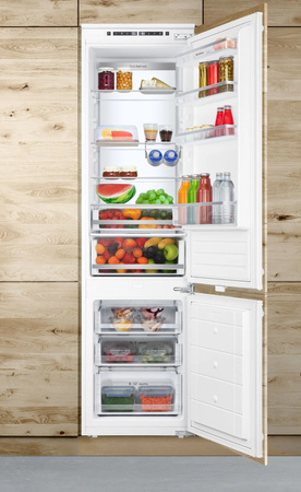 Lodówka z zamrażarką do zabudowy AMICA BK34058.8 Studio Total NoFrost - 1193445