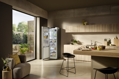 Chłodziarko-zamrażarka z technologią Professional LIEBHERR CBNstb 579i peak BioFresh NoFrost