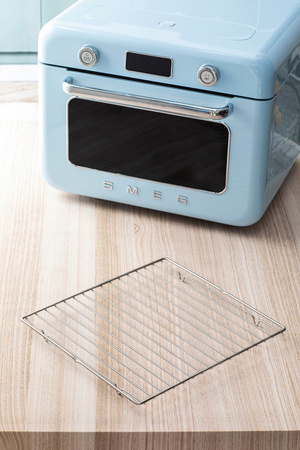 Piekarnik nablatowy z funkcją pary COF01PBEU - Smeg