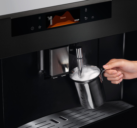Ekspres ciśnieniowy do zabudowy ELECTROLUX 900 KBC85T
