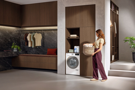 Pralka ładowana od przodu W2Platinum (WK770Q WCS) - Miele