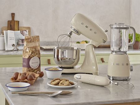 Mikser, jednolity kolor, kremowy SMF03CREU - Smeg