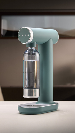 SMEG – szmaragdowy saturator do gazowania wody SKC01EGM 