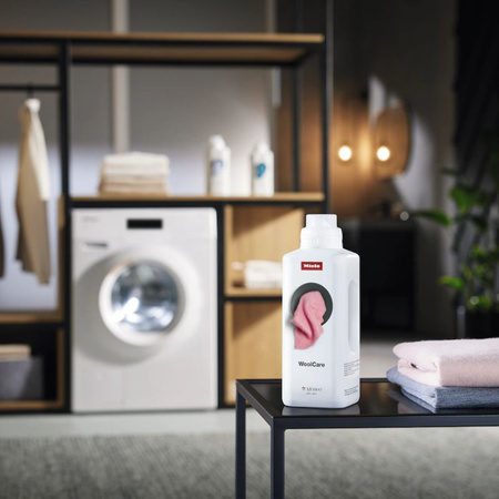 Płyn do prania MIELE WoolCare do wełny, jedwabiu i innych tkanin delikatnych 1,5l - 11979200