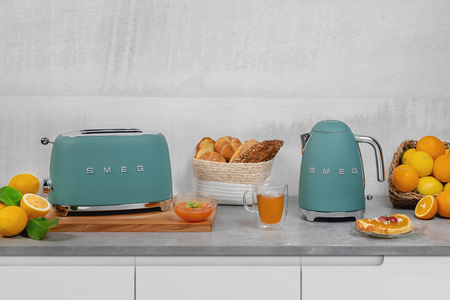 Czajnik elektryczny KLF03EGMEU - Smeg