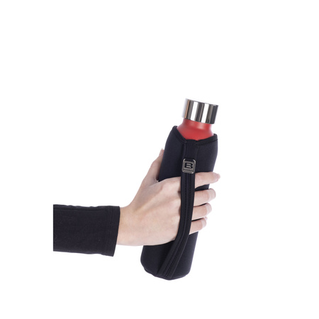 Bugatti BBOT czarny neoprenowy pokrowiec 500 ml BBA-B1H500NU