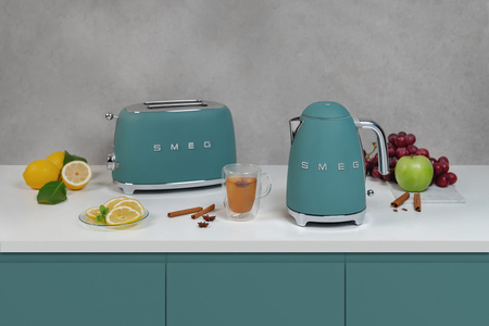 Czajnik elektryczny KLF03EGMEU - Smeg