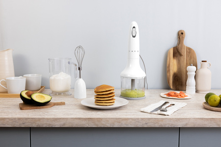 Blender ręczny z akcesoriami HBF03WHEU - Smeg