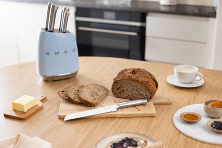 Blok z zestawem 6 noży z niemieckiej stali nierdzewnej KBSF02PB - Smeg