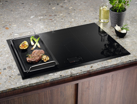 Płyta indukcyjna ELECTROLUX 800 Sense Boil+Fry 80cm EIS87583