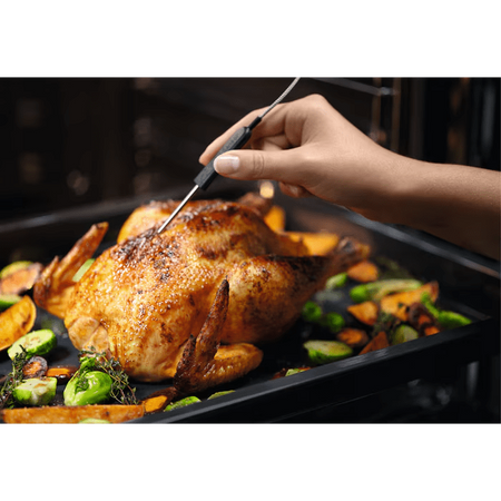 Piekarnik parowy do zabudowy ELECTROLUX SteamCrisp 700 pyroliza - EOC8P39WZ