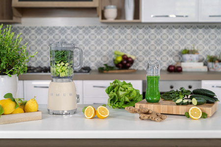 Blender, kremowy BLF03CREU - Smeg