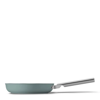 Patelnia o średnicy 24cm SMEG FPF2402EGM